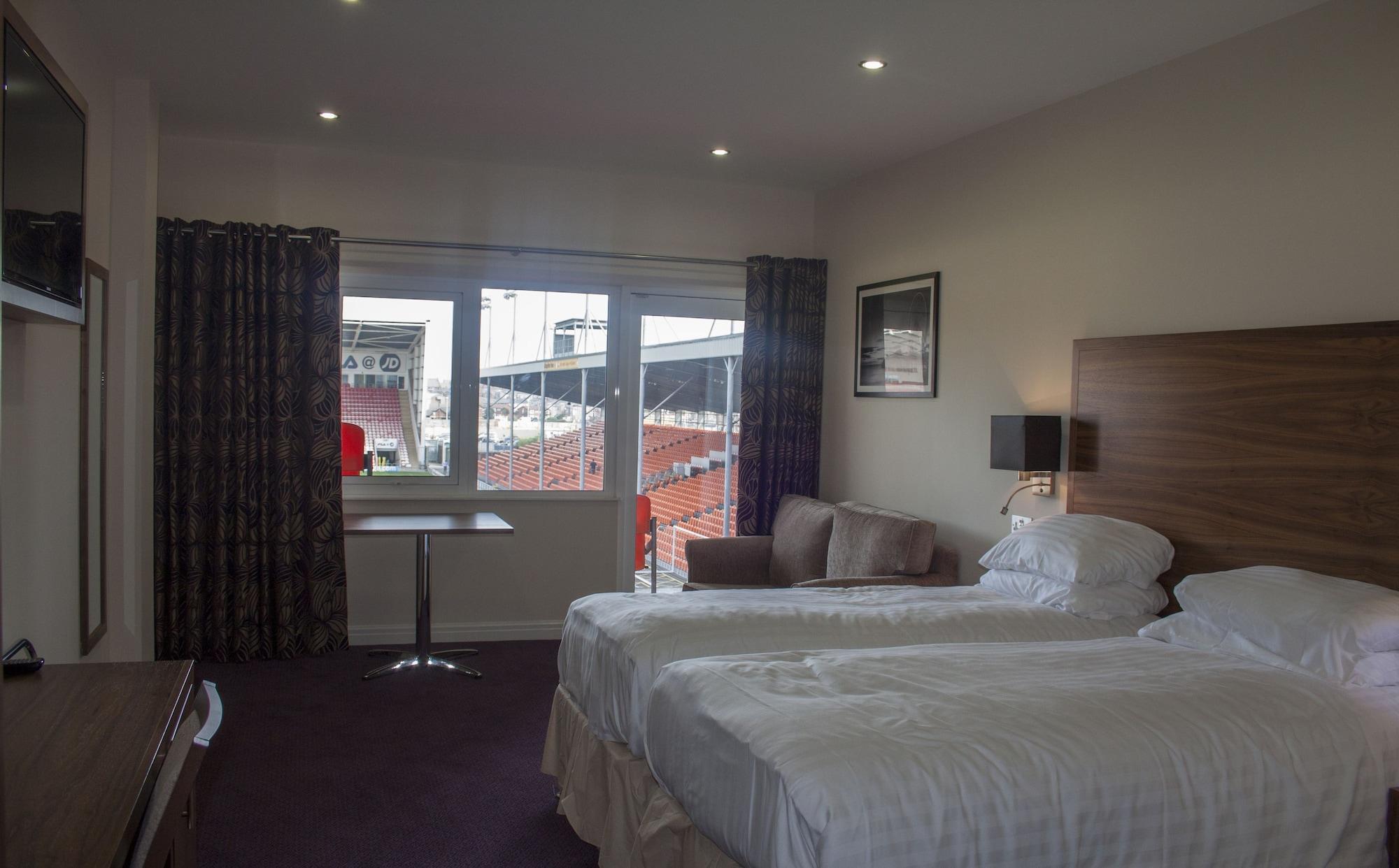 Blackpool Football Club Stadium Hotel, A Member Of Radisson Individuals מראה חיצוני תמונה