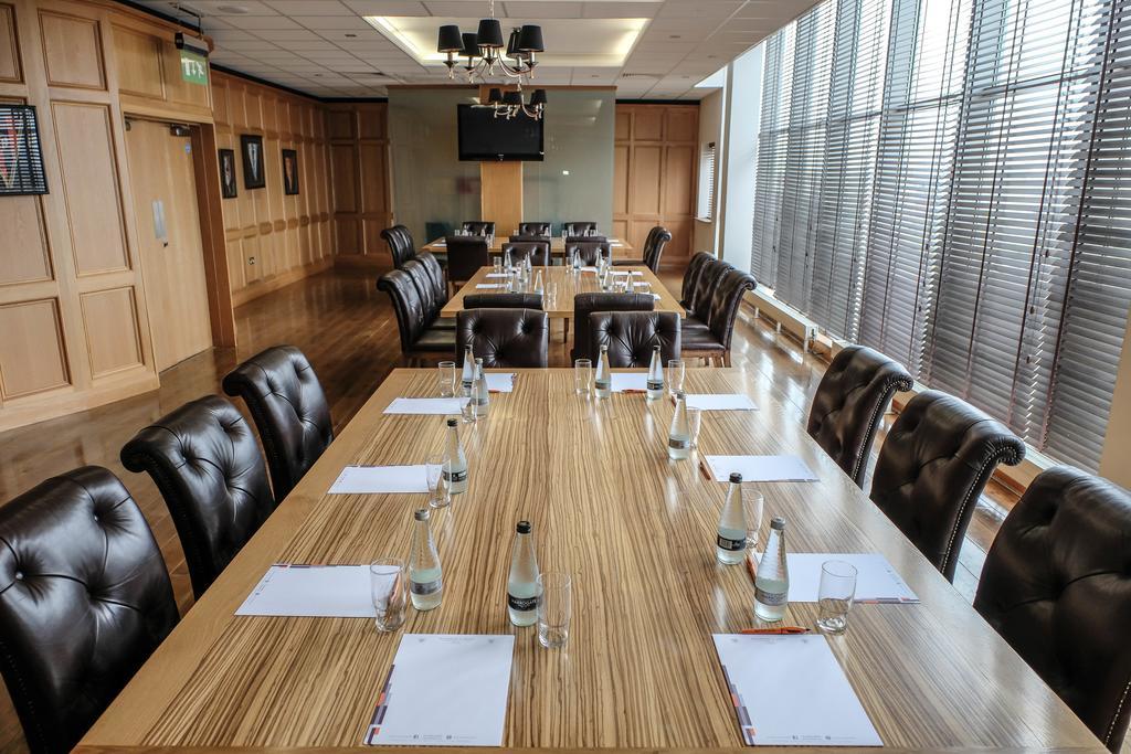 Blackpool Football Club Stadium Hotel, A Member Of Radisson Individuals מראה חיצוני תמונה